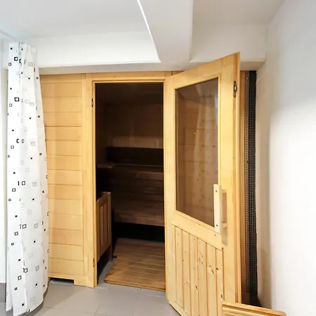 Apartman Ruem Hart I, Klawitter *